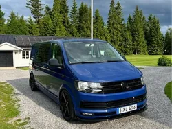 Blå Begagnad 2016 VW T6 Van | 295 000 kr