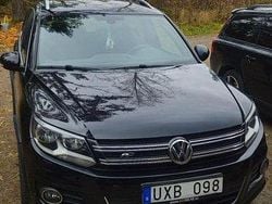 Svart Begagnad 2014 VW Tiguan SUV | 124 000 kr (Marknadspris)