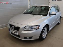 Grå Begagnad 2012 Volvo V50 Momentum Kombi | 89 900 kr (Dyr)