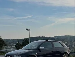Svart Begagnad 2000 Audi S3 Halvkombi | 75 000 kr