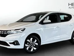 Vit (white) Ny 2025 Dacia Sandero Expression Halvkombi | 219 900 kr (Bra pris)