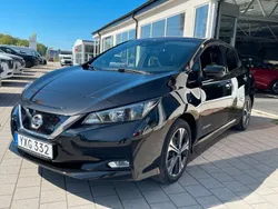Svart Begagnad 2019 Nissan Leaf N-Connecta Halvkombi | 124 000 kr