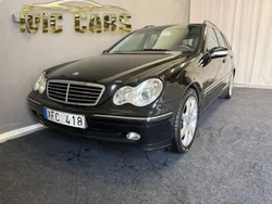 Svart Begagnad 2004 Mercedes C180 Avantgarde Kombi | 29 900 kr (Marknadspris)
