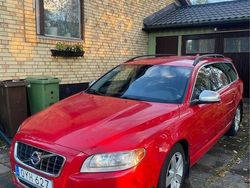 Röd Begagnad 2012 Volvo V70 Momentum Kombi | 83 000 kr (Marknadspris)