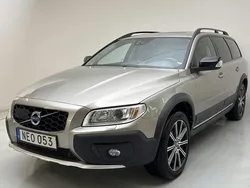 Ljusbrun Begagnad 2016 Volvo XC70 Standard SUV | 244 900 kr