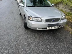 Grå Begagnad 2002 Volvo V70 Kombi | 30 000 kr (Lite dyr)