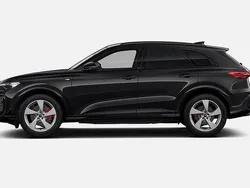 Svart (mytsvart metallic) Ny 2025 Audi Q5 Sportback Business SUV | 740 700 kr (Dyr)