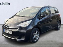 Svart Begagnad 2011 Toyota Verso-S Plus Kombi | 119 900 kr (Marknadspris)
