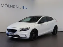 Vit Begagnad 2016 Volvo V40 R-Design Kombi | 159 900 kr (Marknadspris)