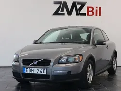 Grå Begagnad 2007 Volvo C30 Kinetic Halvkombi | 34 900 kr (Marknadspris)