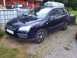 Blå Begagnad 2007 Ford Focus Kombi | 10 000 kr