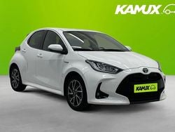 Vit Begagnad 2020 Toyota Yaris Hybrid Active Halvkombi | 214 800 kr (Lite dyr)