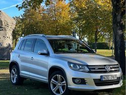 Silver Begagnad 2014 VW Tiguan Sportline SUV | 159 000 kr (Marknadspris)