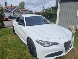 Vit Begagnad 2018 Alfa Romeo Giulia Sedan | 175 000 kr