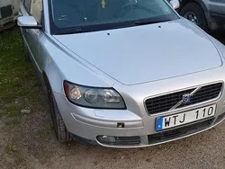 Grå Begagnad 2005 Volvo V50 Momentum Kombi | 12 500 kr (Superpris)