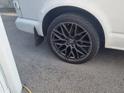 Vit Begagnad 2015 VW T5 Van | 179 000 kr