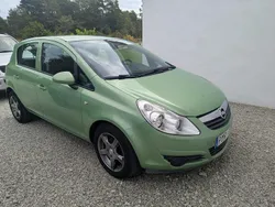 Grön Begagnad 2011 Opel Corsa Enjoy Halvkombi | 60 000 kr (Lite dyr)