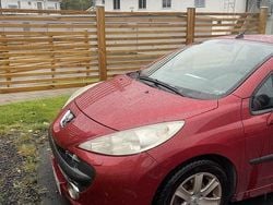 Röd Begagnad 2008 Peugeot 207 CC Cab | 40 000 kr (Marknadspris)