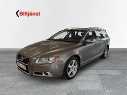 Grå Begagnad 2011 Volvo V70 Summum Kombi | 99 000 kr (Marknadspris)