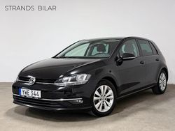 Svart Begagnad 2017 VW Golf VII Halvkombi | 159 000 kr (Marknadspris)