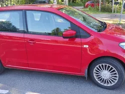 Röd Begagnad 2014 VW up! high up! Halvkombi | 60 500 kr (Marknadspris)