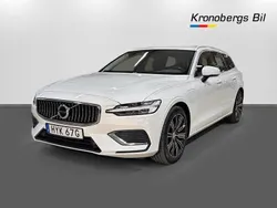 Vit Begagnad 2021 Volvo V60 Inscription Kombi | 339 600 kr (Marknadspris)