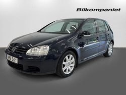 Mörkblå (blå) Begagnad 2004 VW Golf IV Sportline Halvkombi | 49 900 kr (Marknadspris)