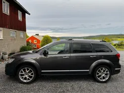 Grå Begagnad 2014 Fiat Freemont SUV | 94 900 kr (Marknadspris)