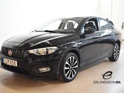 Svart Begagnad 2016 Fiat Tipo Sedan | 94 900 kr (Marknadspris)