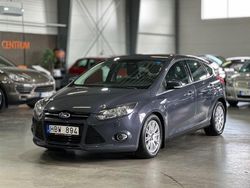 Grå Begagnad 2012 Ford Focus Titanium Halvkombi | 89 900 kr (Lite dyr)