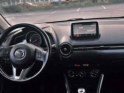 Brun Begagnad 2015 Mazda 2 Halvkombi | 70 000 kr (Marknadspris)