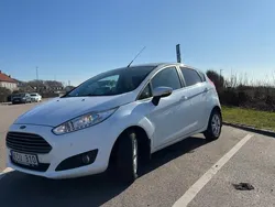 Vit Begagnad 2013 Ford Fiesta Titanium Halvkombi | 63 000 kr (Bra pris)