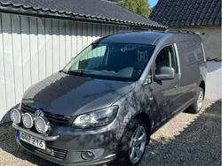 Grå Begagnad 2015 VW Caddy Maxi Minibuss | 129 900 kr (Marknadspris)
