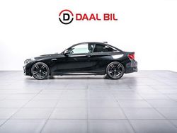 Svart Begagnad 2017 BMW M2 Sportkupé | 424 700 kr (Marknadspris)