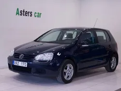 Mörkblå Begagnad 2006 VW Golf V Halvkombi | 39 900 kr (Lite dyr)