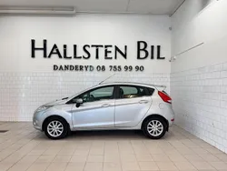 Grå Begagnad 2010 Ford Fiesta Titanium Halvkombi | 59 000 kr (Marknadspris)