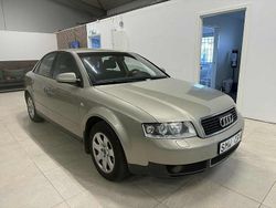 Ljusbrun Begagnad 2001 Audi A4 Sedan | 24 900 kr (Marknadspris)