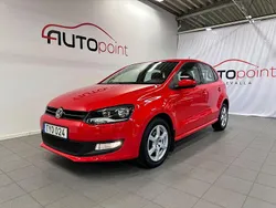 Röd Begagnad 2013 VW Polo Halvkombi | 79 800 kr (Marknadspris)