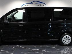 Svart Begagnad 2018 Mercedes Vito Minibuss | 319 900 kr