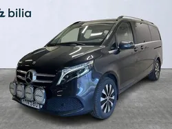 Mörkgrå Begagnad 2019 Mercedes V300 Avantgarde Minibuss | 499 900 kr (Marknadspris)