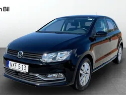 Svart Begagnad 2016 VW Polo Comfortline Halvkombi | 99 900 kr (Marknadspris)