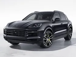 Svart (chromite black metallic) Ny 2025 Porsche Cayenne SUV | 1 454 600 kr (Superpris)