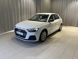 Cortinavit Begagnad 2024 Audi A1 Sportback Proline Halvkombi | 249 900 kr (Dyr)