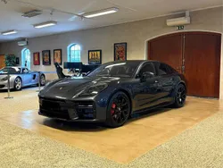 Grå Begagnad 2025 Porsche Panamera GTS Sedan | 1 995 000 kr