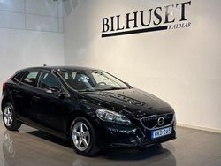 Svart Begagnad 2016 Volvo V40 Kinetic Kombi | 109 900 kr (Marknadspris)