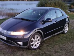 Blå Begagnad 2008 Honda Civic Halvkombi | 44 900 kr (Marknadspris)