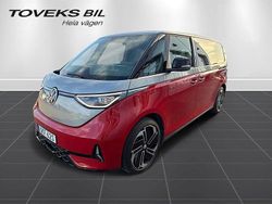 Flerfärgad (monosilver/körbärsröd) Begagnad 2025 VW ID. Buzz GTX Van | 799 000 kr