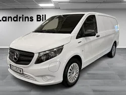 Vit Begagnad 2023 Mercedes e-Vito Minibuss | 623 750 kr (Bra pris)