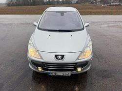 Grå Begagnad 2008 Peugeot 307 Halvkombi | 26 500 kr (Marknadspris)