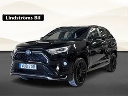 Svart Begagnad 2021 Toyota RAV4 Hybrid SUV | 284 900 kr